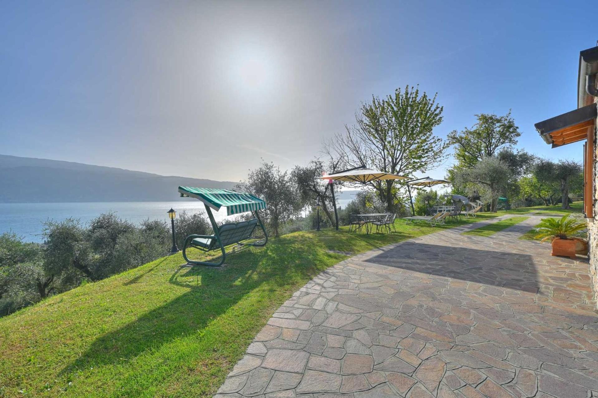 Agriturismo L'Uliveto 加尔尼亚诺 外观 照片