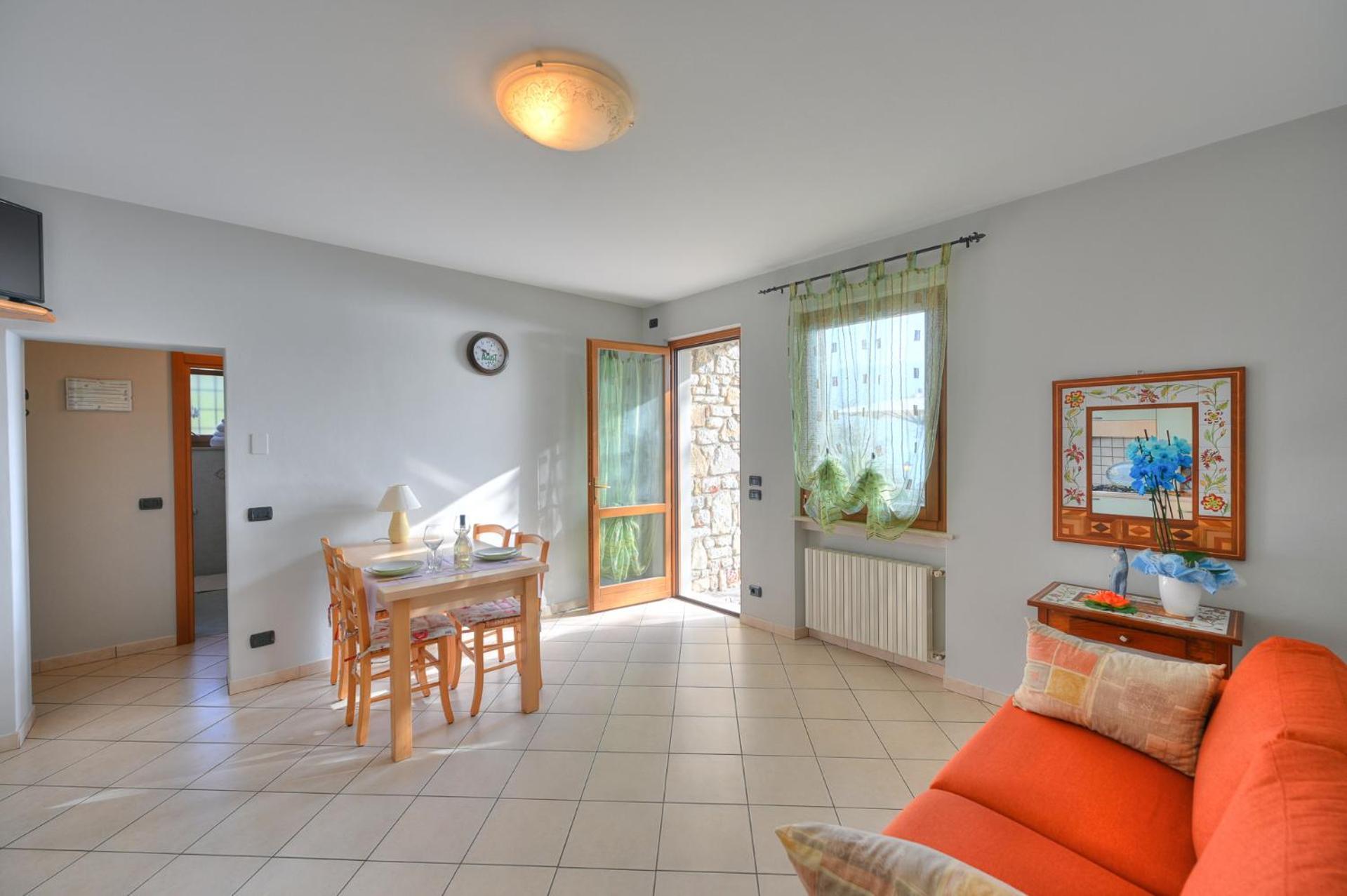 Agriturismo L'Uliveto 加尔尼亚诺 外观 照片