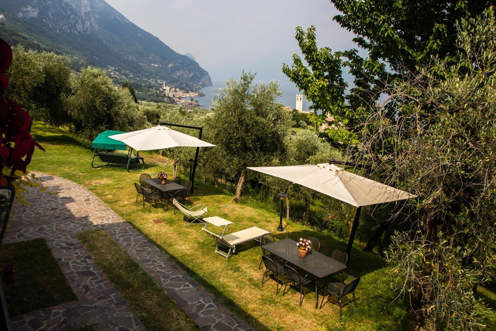 Agriturismo L'Uliveto 加尔尼亚诺 外观 照片